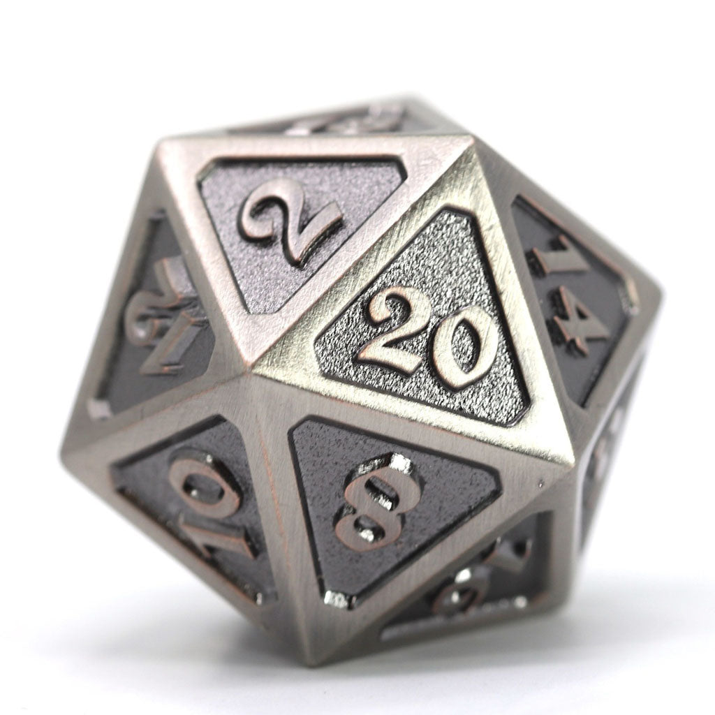Dire d20 - Mythica Battleworn Silver