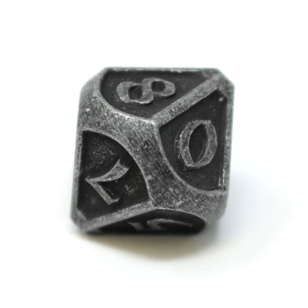Single d10 - Mythica Dark Iron by Die Hard Dice